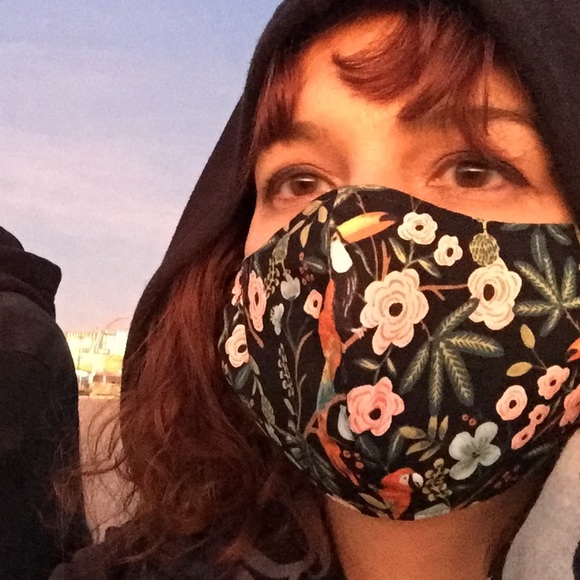 Meet your Posher, Arienne - Picture 2 of 2